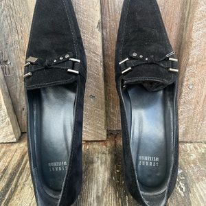 Beautiful comfortable shoes and low heels , almost new, never been wear